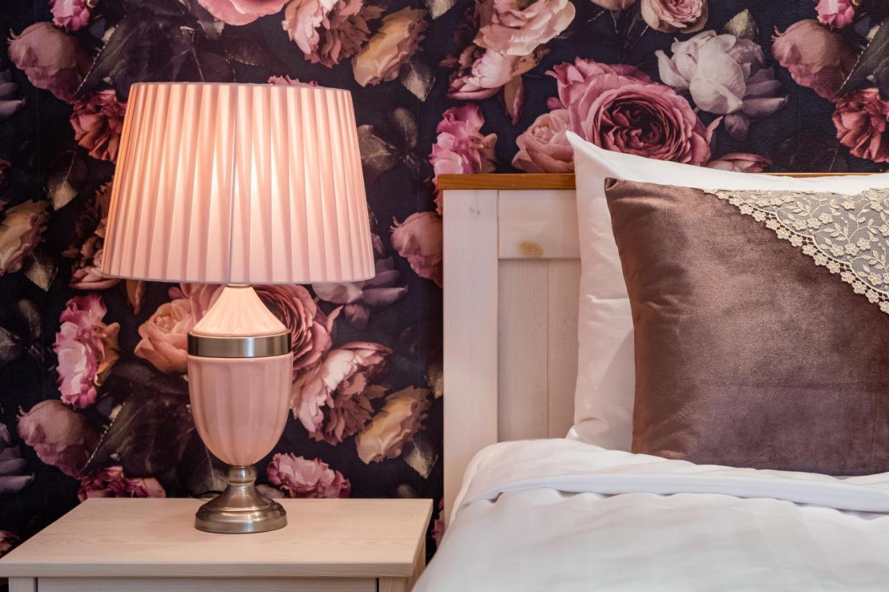 Rataskaevu Boutique - 7 Unique Apartments Ταλίν Εξωτερικό φωτογραφία