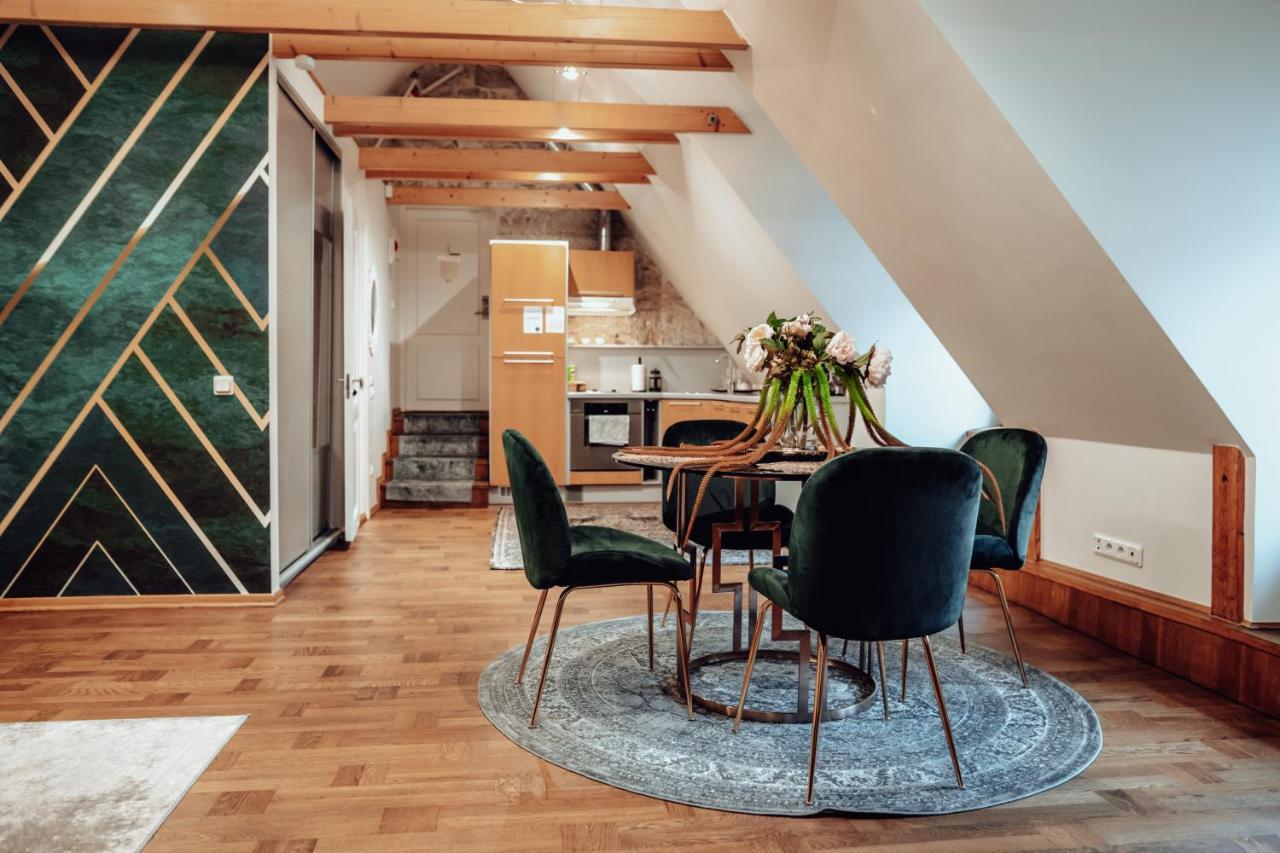 Rataskaevu Boutique - 7 Unique Apartments Ταλίν Εξωτερικό φωτογραφία