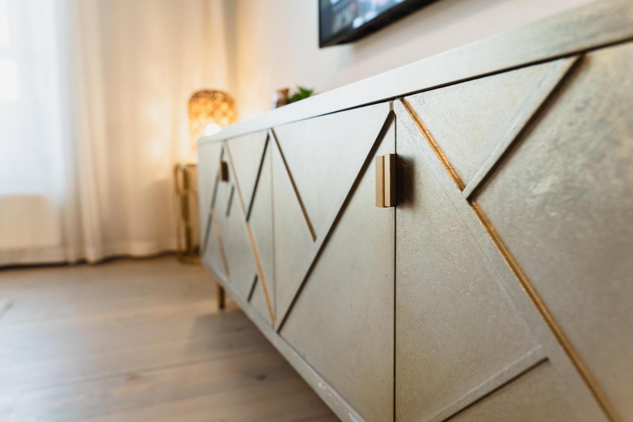 Rataskaevu Boutique - 7 Unique Apartments Ταλίν Εξωτερικό φωτογραφία